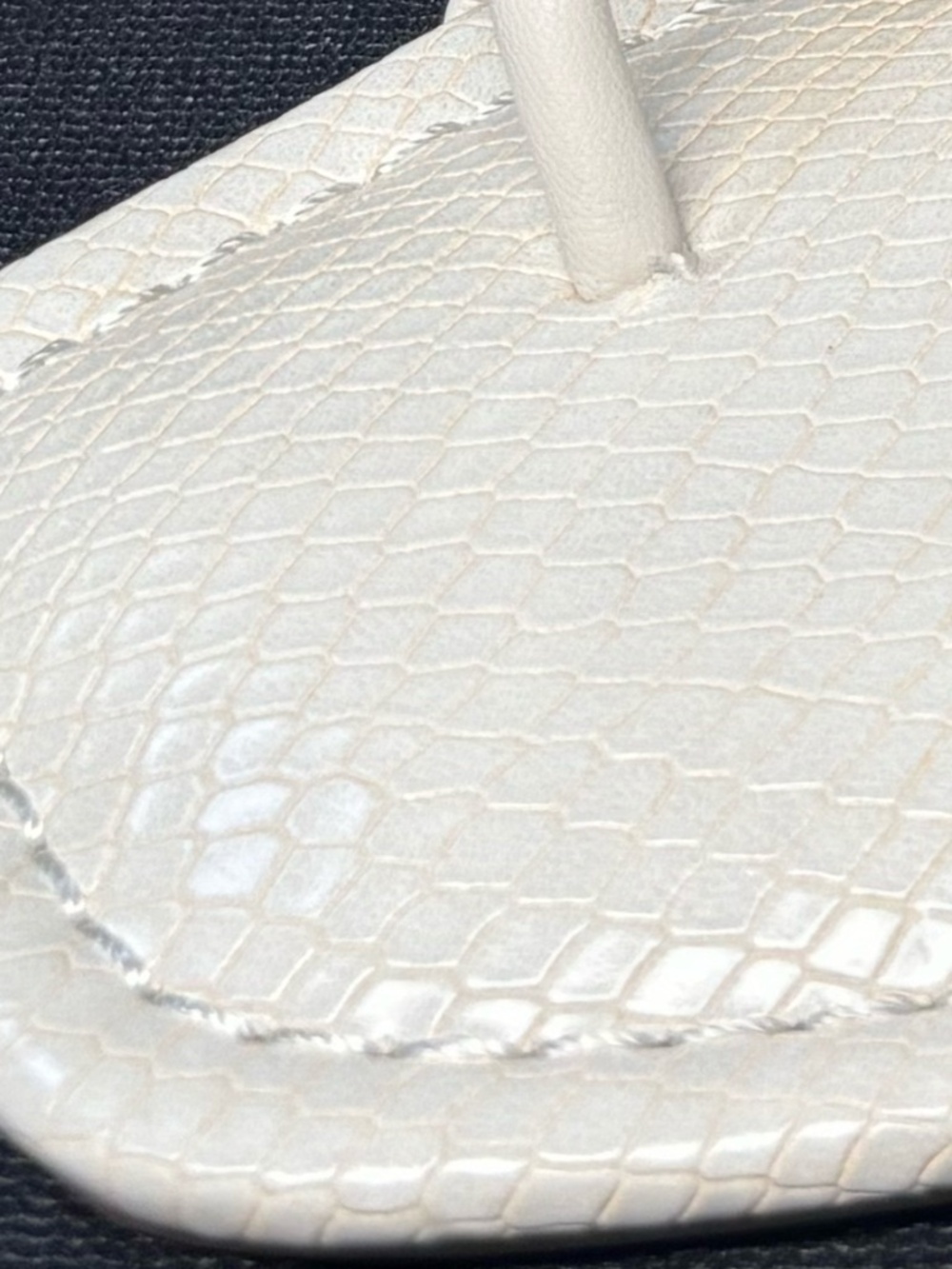 Dolce Vita White Strappy Square Toe Flat Sandals Size 9.5 Minimalist Resort Chic - Picture 10 of 14